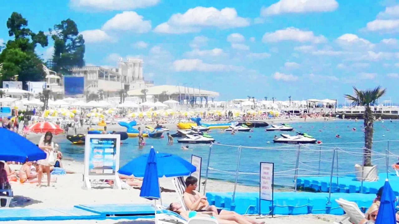 Литературная Улица Апартаменты Odessa Eksteriør bilde
